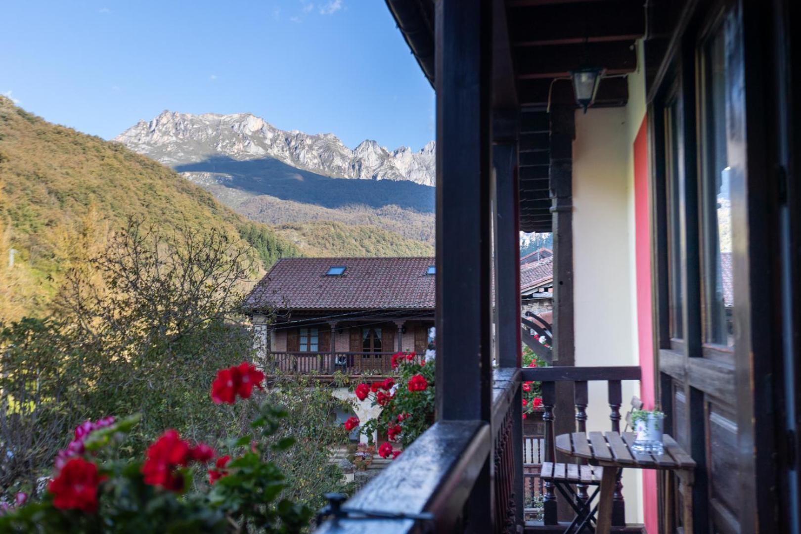 Apartamentos Rio Cubo Cosgaya Zewnętrze zdjęcie